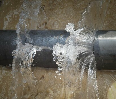 How to Avoid a Burst Pipe Nightmare this Winter