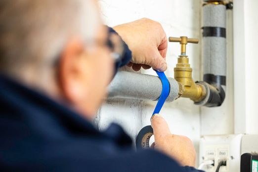 Know how to avoid the misery of burst pipes