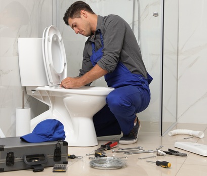 Ignoring a Leaky Loo Could Treble Water Bills, Warns UK Plumbing Register